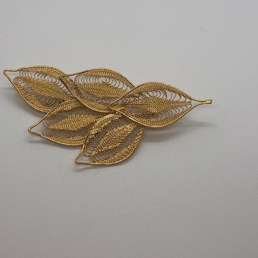 Gold Filigree‎ Leaf Brooch Pin Statement Jewelry